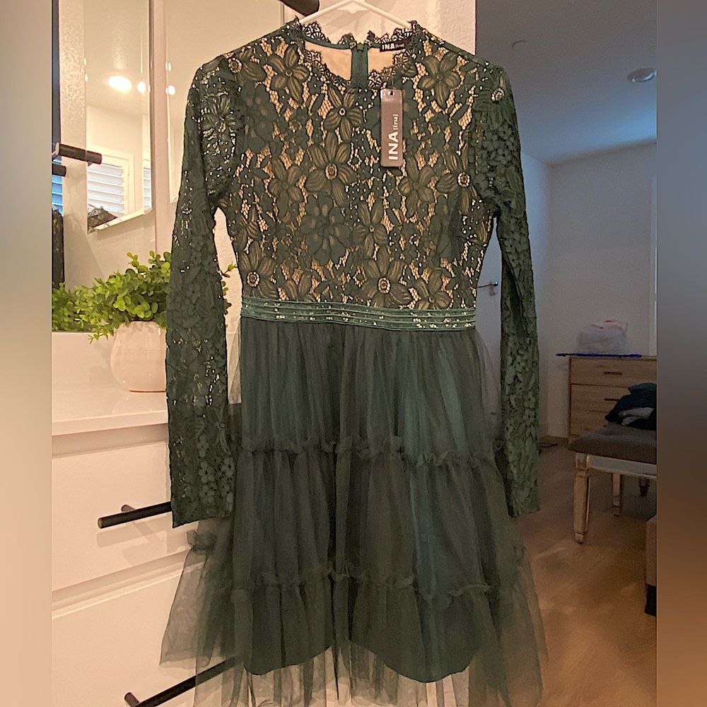 INA forest green lace/tulle dress NWT size small